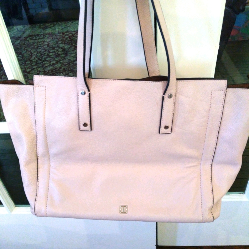 Ivanka Trump's handbag